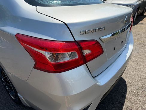 Used 2016 Nissan Sentra SV image 11