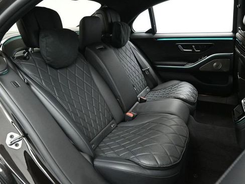 Used 2021 Mercedes-Benz S 580 4MATIC Sedan w/ AMG Line image 22