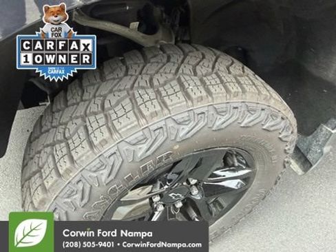 Used 2023 Chevrolet Silverado 1500 Custom Trail Boss w/ LPO, Dark Essentials Package AWD/4WD image 7
