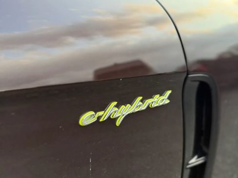Used 2020 Porsche Panamera 4 AWD/4WD image 7