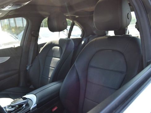 Used 2018 Mercedes-Benz C 300 4MATIC Sedan image 20