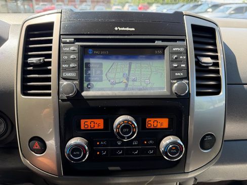 Used 2016 Nissan Frontier SL AWD/4WD image 16