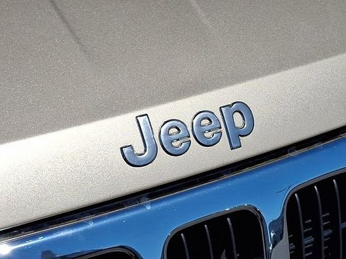 Used 2000 Jeep Grand Cherokee Laredo AWD/4WD image 26