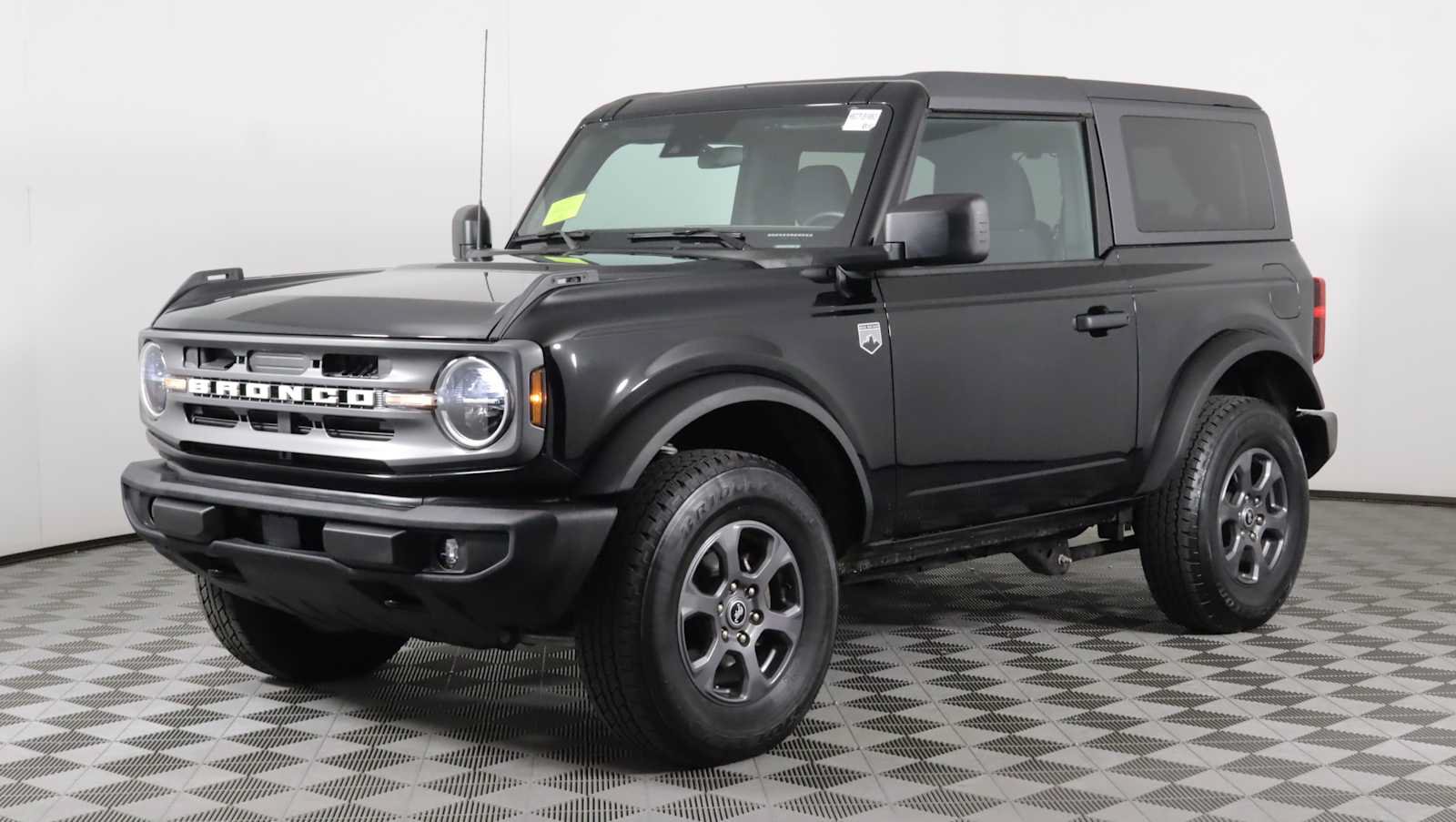 Used 2023 Ford Bronco Big Bend AWD/4WD image 3