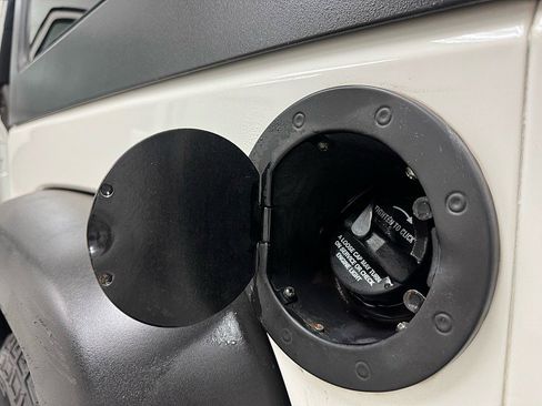 Used 2008 Jeep Wrangler X image 27