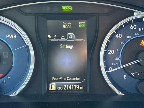 Used 2017 Toyota Camry LE image 21