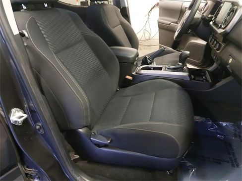 Used 2023 Toyota Tacoma 4x4 Double Cab image 10