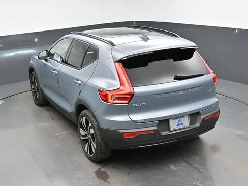 Used 2023 Volvo XC40 B5 Plus w/ Protection Package Premier AWD/4WD image 21