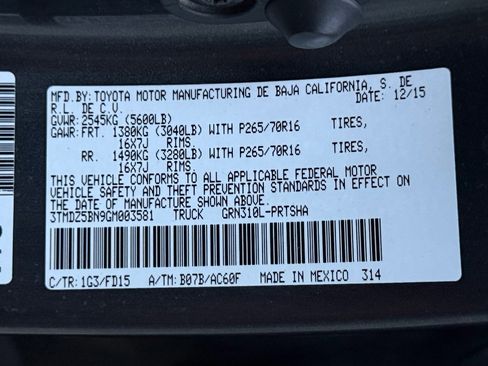 Used 2016 Toyota Tacoma TRD Off-Road w/ Towing Package AWD/4WD image 35