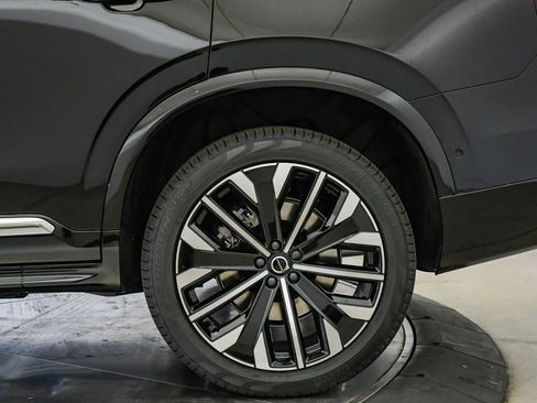 New 2026 Volvo XC90 B6 Ultra w/ Protection Package Premier AWD/4WD image 11