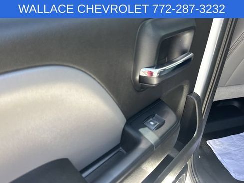 Used 2018 GMC Sierra 1500 2WD Crew Cab image 13
