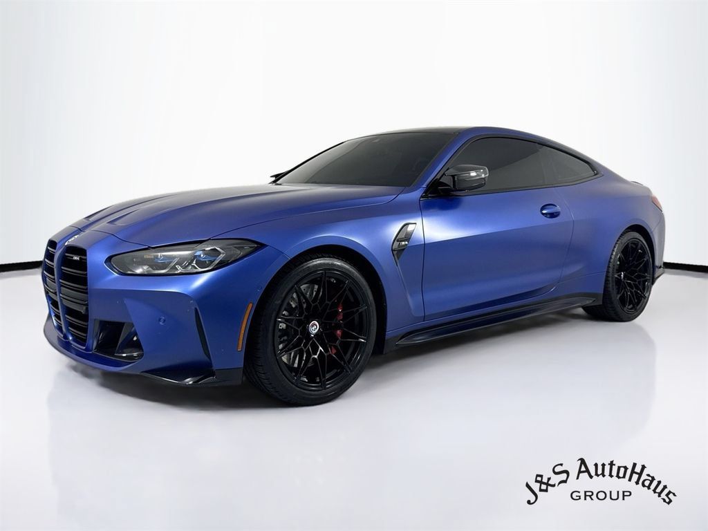 Used 2023 BMW M4 Coupe w/ M Carbon Exterior Package RWD image 3