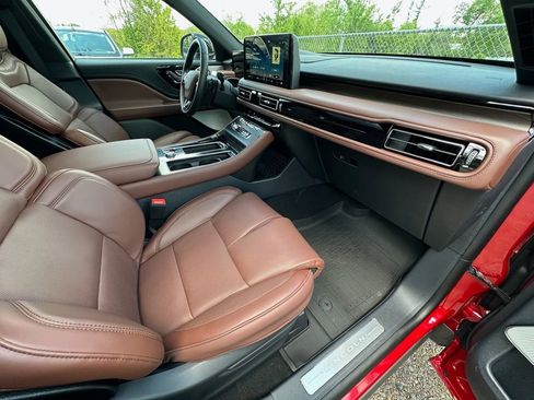 New 2026 Lincoln Aviator Reserve AWD/4WD image 23