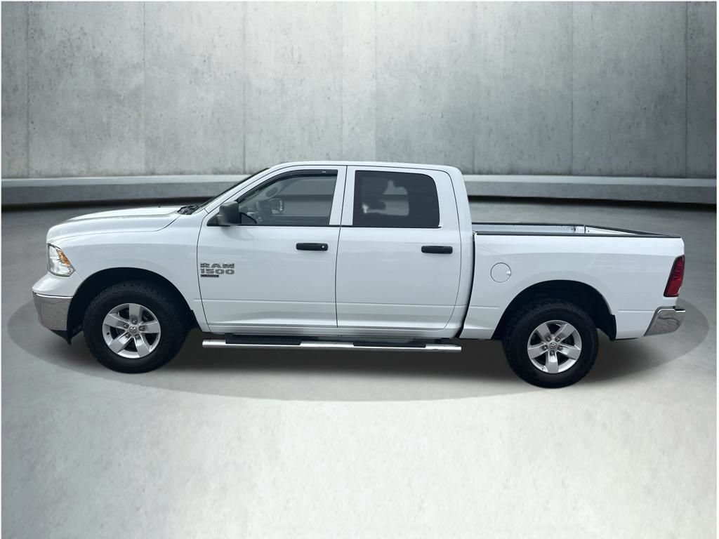 Used 2023 RAM 1500 Classic SLT AWD/4WD image 2
