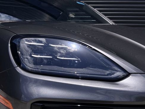Certified 2026 Porsche Cayenne GTS AWD/4WD image 12
