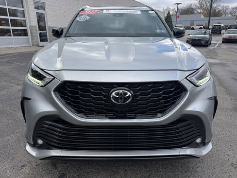 Certified 2023 Toyota Highlander XSE image 8