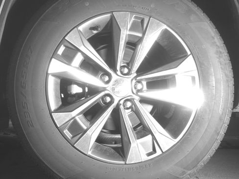 Used 2025 Chevrolet Equinox LT FWD image 14