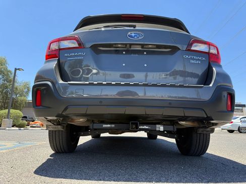 Used 2018 Subaru Outback 3.6R Limited AWD/4WD image 41