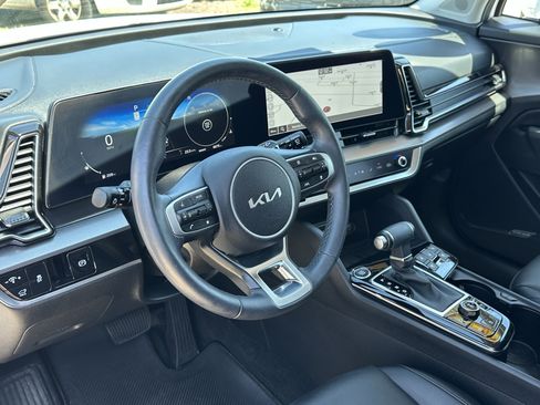 Used 2024 Kia Sportage SX image 21