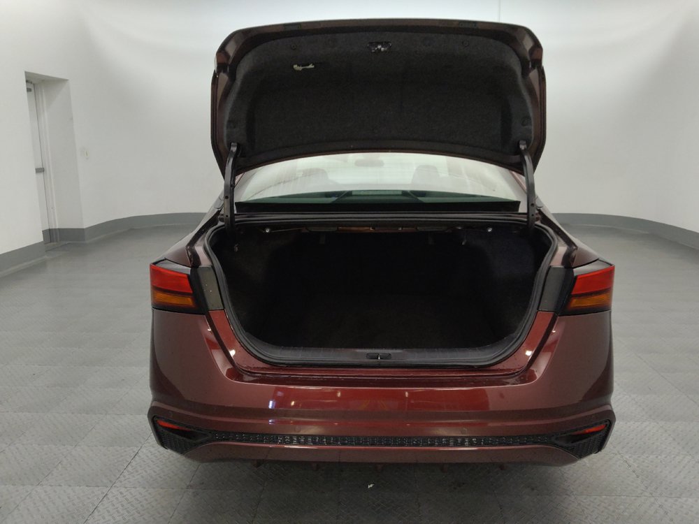 Used 2025 Nissan Altima 2.5 SV FWD image 29