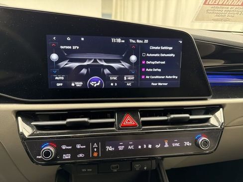Used 2023 Kia Niro Wave w/ Wave Preserve Package image 25