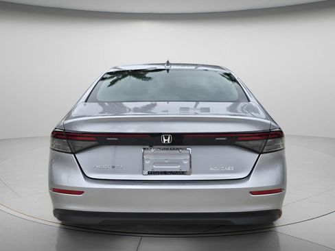 Used 2025 Honda Accord LX image 6
