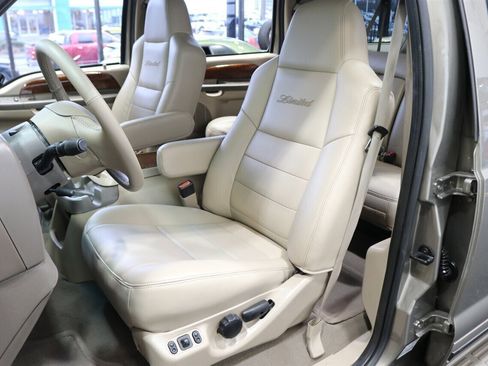 Used 2002 Ford Excursion Limited image 16