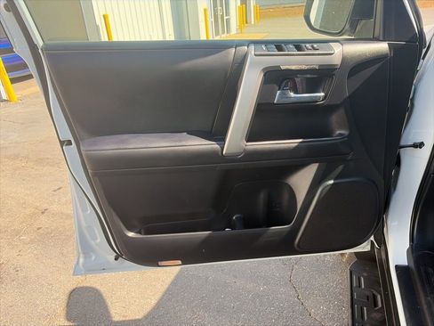 Used 2024 Toyota 4Runner SR5 Premium image 13