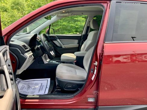 Used 2017 Subaru Forester 2.5i Premium AWD/4WD image 15