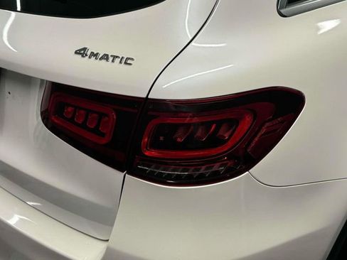 Certified 2021 Mercedes-Benz GLC 300 GLC 300 image 8