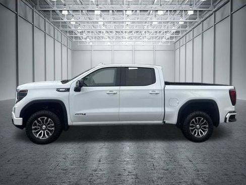 Used 2023 GMC Sierra 1500 AT4 w/ AT4 Premium Package AWD/4WD image 3