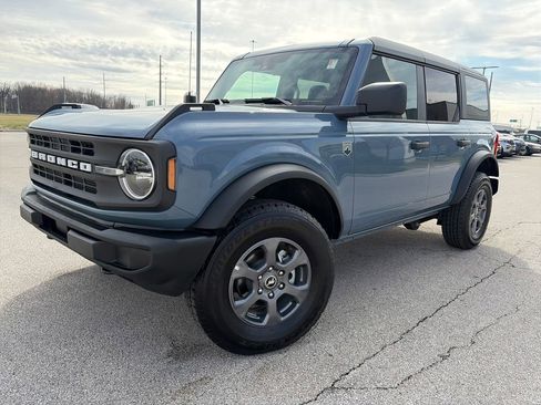 Used 2025 Ford Bronco Big Bend AWD/4WD image 3