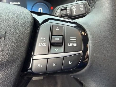 Used 2023 Ford Escape Platinum image 17