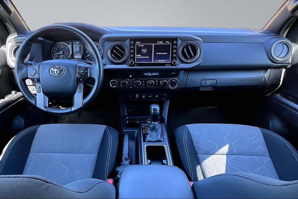 Used 2023 Toyota Tacoma TRD Off-Road AWD/4WD image 9