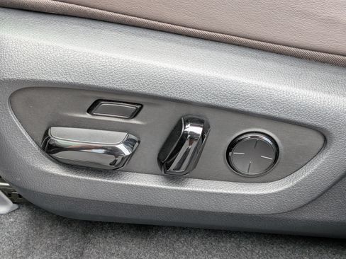 Used 2023 Lexus RX 350 FWD w/ Accessory Package image 21
