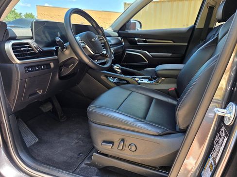 Used 2023 Kia Telluride S AWD/4WD image 12