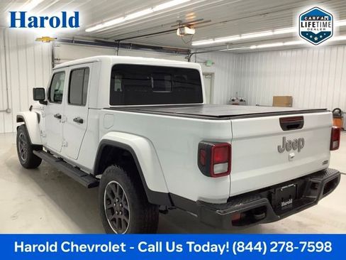 Used 2022 Jeep Gladiator Overland image 4