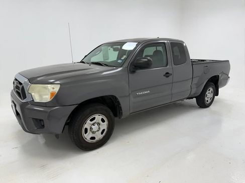 Used 2012 Toyota Tacoma 2WD Access Cab w/ SR5 Pkg image 5