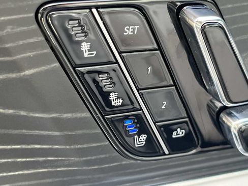 Certified 2024 Cadillac Lyriq Sport RWD image 33