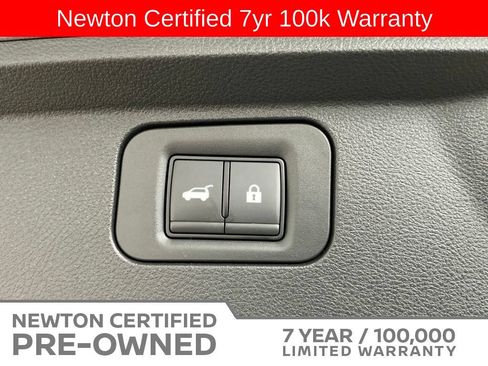 Used 2025 Nissan Armada Platinum Reserve AWD/4WD image 45