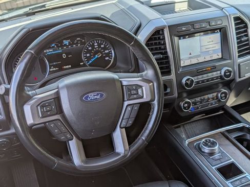 Used 2019 Ford Expedition Platinum RWD image 13