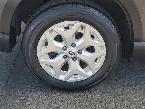 Used 2021 Subaru Forester image 7