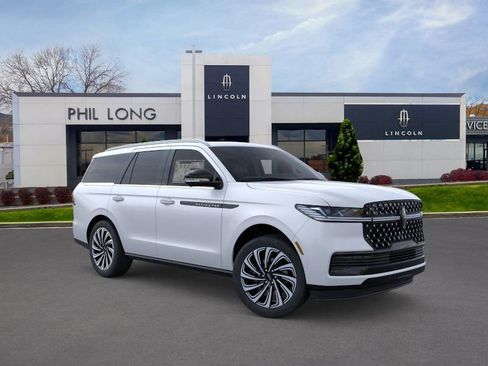 New 2025 Lincoln Navigator Black Label image 40