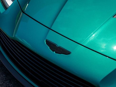 Used 2025 Aston Martin Vanquish RWD image 41