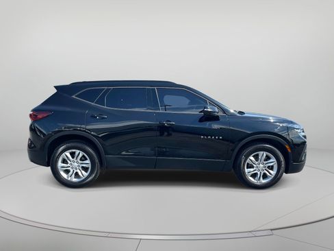 Used 2019 Chevrolet Blazer LT AWD/4WD image 2