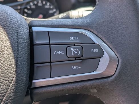 New 2026 Jeep Compass Latitude image 19