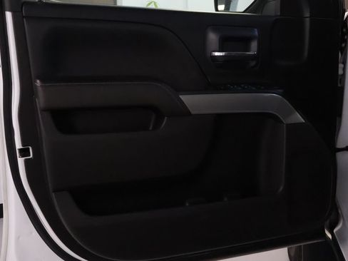 Used 2018 Chevrolet Silverado 1500 LT w/ All Star Edition AWD/4WD image 10