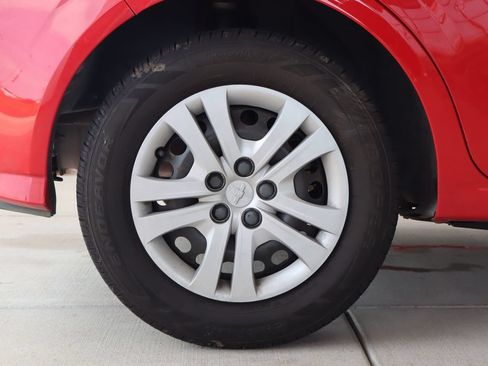Used 2020 Chevrolet Sonic LT FWD image 11