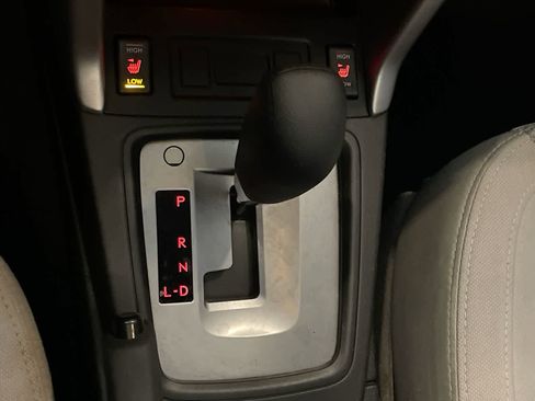 Used 2015 Subaru Forester 2.5i Premium w/ All-Weather Package image 19