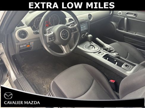 Used 2010 MAZDA MX-5 Miata Sport image 13